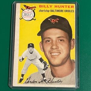 Billy Hunter #48 1954 Topps Baseball Trading Card